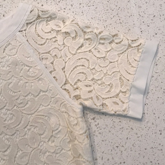 Banana Republic Lined Cream Lace Top NWOT - Picture 4 of 8
